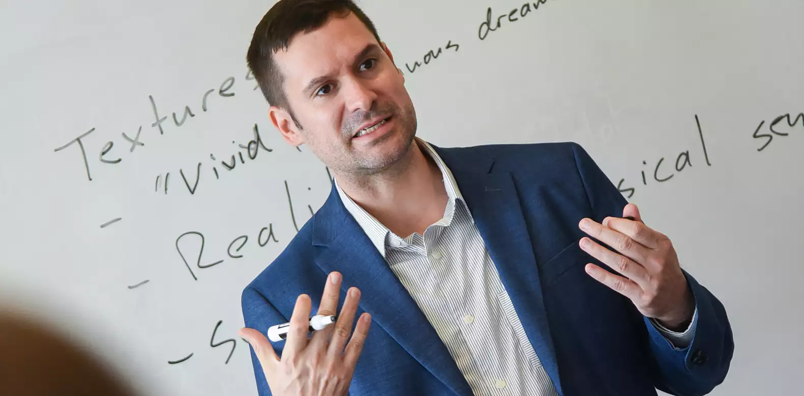 Image for news story: Professor wins prestigious Pushcart Prize