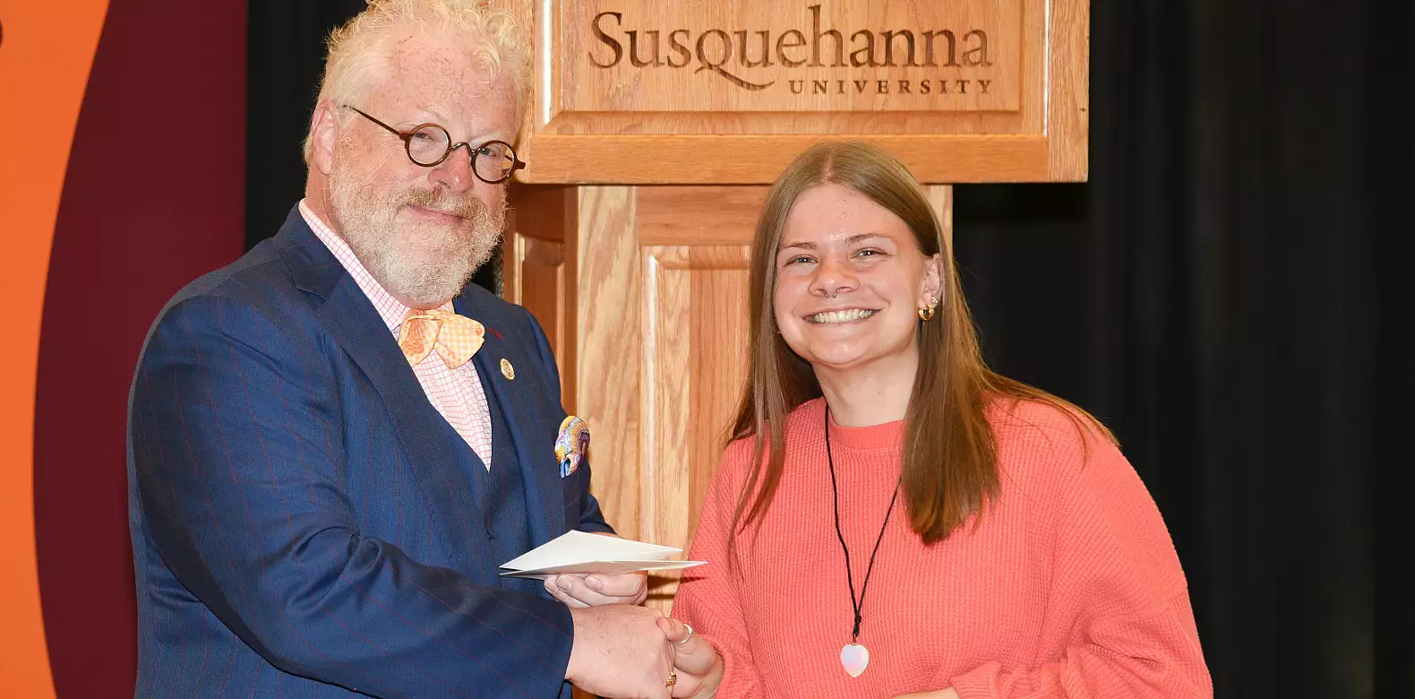 Image for news story: Alumna awarded Fulbright to earn master’s degree, study climate change in Australia