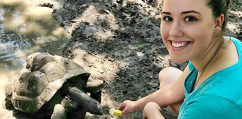 Image for news story: Ecology Major Provided Research Opportunities at Home and Abroad