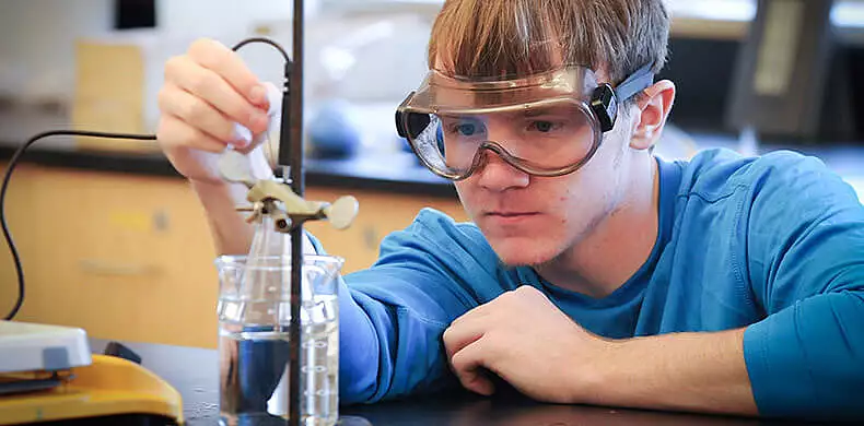 Image for news story: Chemistry Latest to Launch Dual-Degree Option