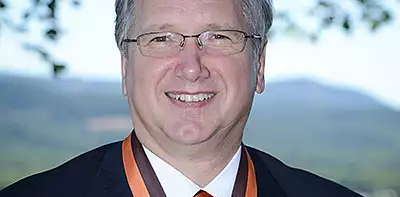 Image for news story: Alumni Award: Achievement